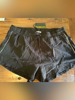 Women's Black Athletic Drawstring Shorts XXL
